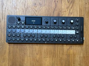 Teenage Engineering OP-XY + DeckSaver & stand