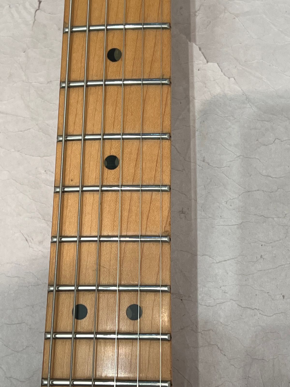 Fender Roadhouse Stratocaster with Maple Fretboard 1997 3-Color Sunburst Made in the USA - Image 5