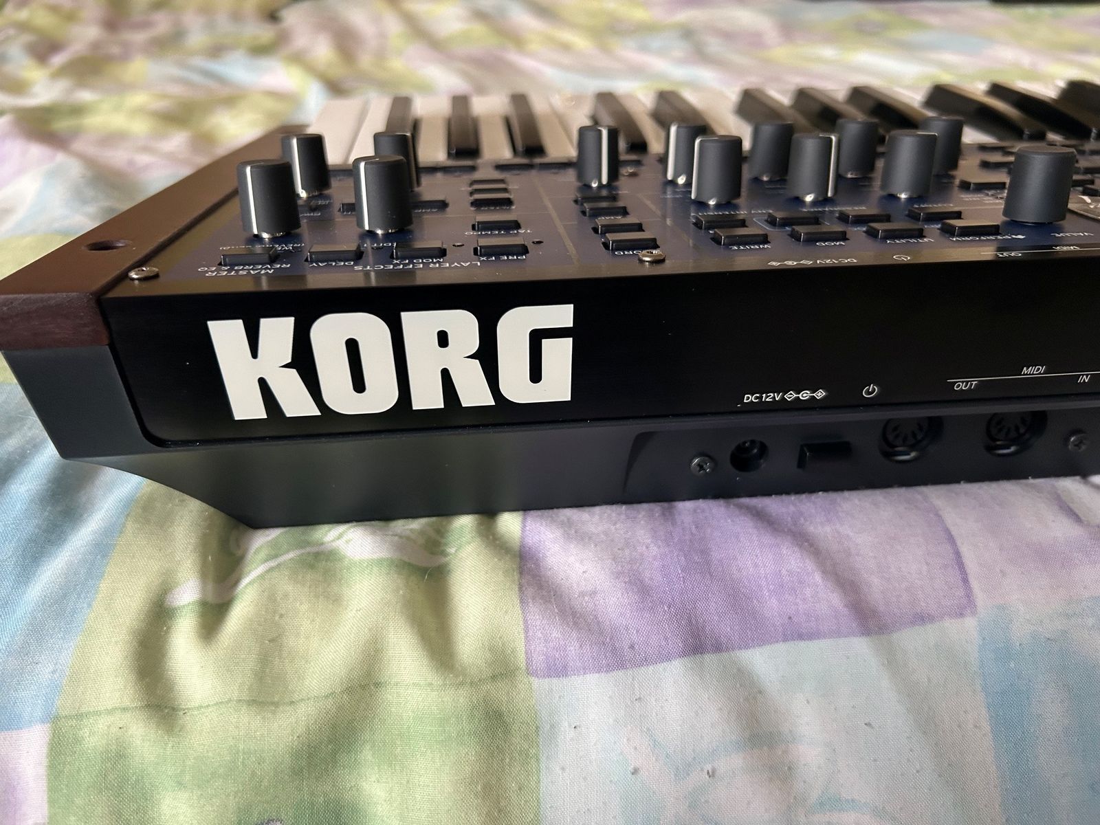 Korg Multi/Poly 37-Key Analog Modeling Synthesizer 2024 - Present - Black & Blue with Wood Sides - Image 10