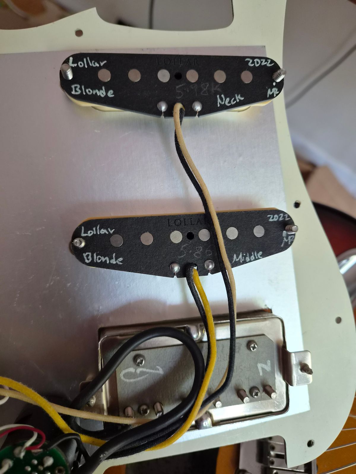 Fender Ultra stratocaster 2023 - Sunburst - Image 7