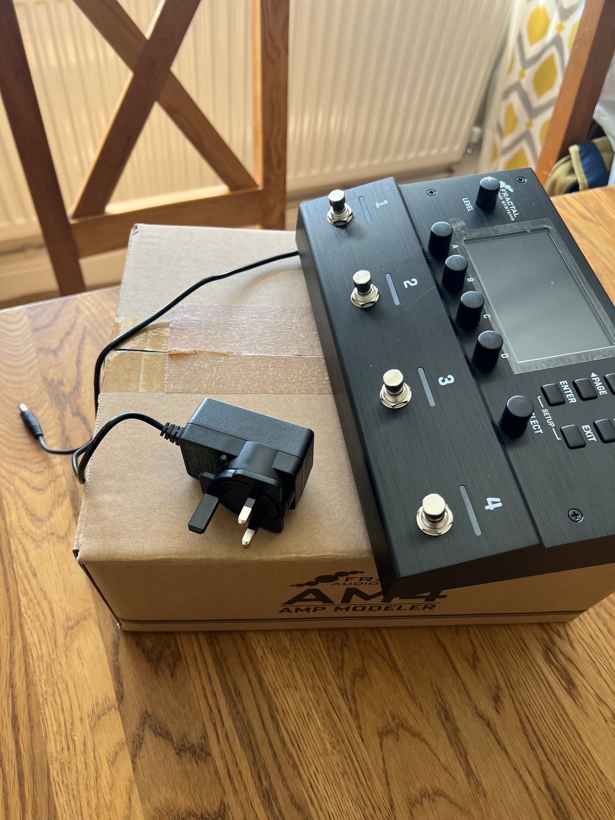 Fractal Audio AM4 - Compact Amp Modeler & Multi-FX w/ Original box & paperwork - Image 3