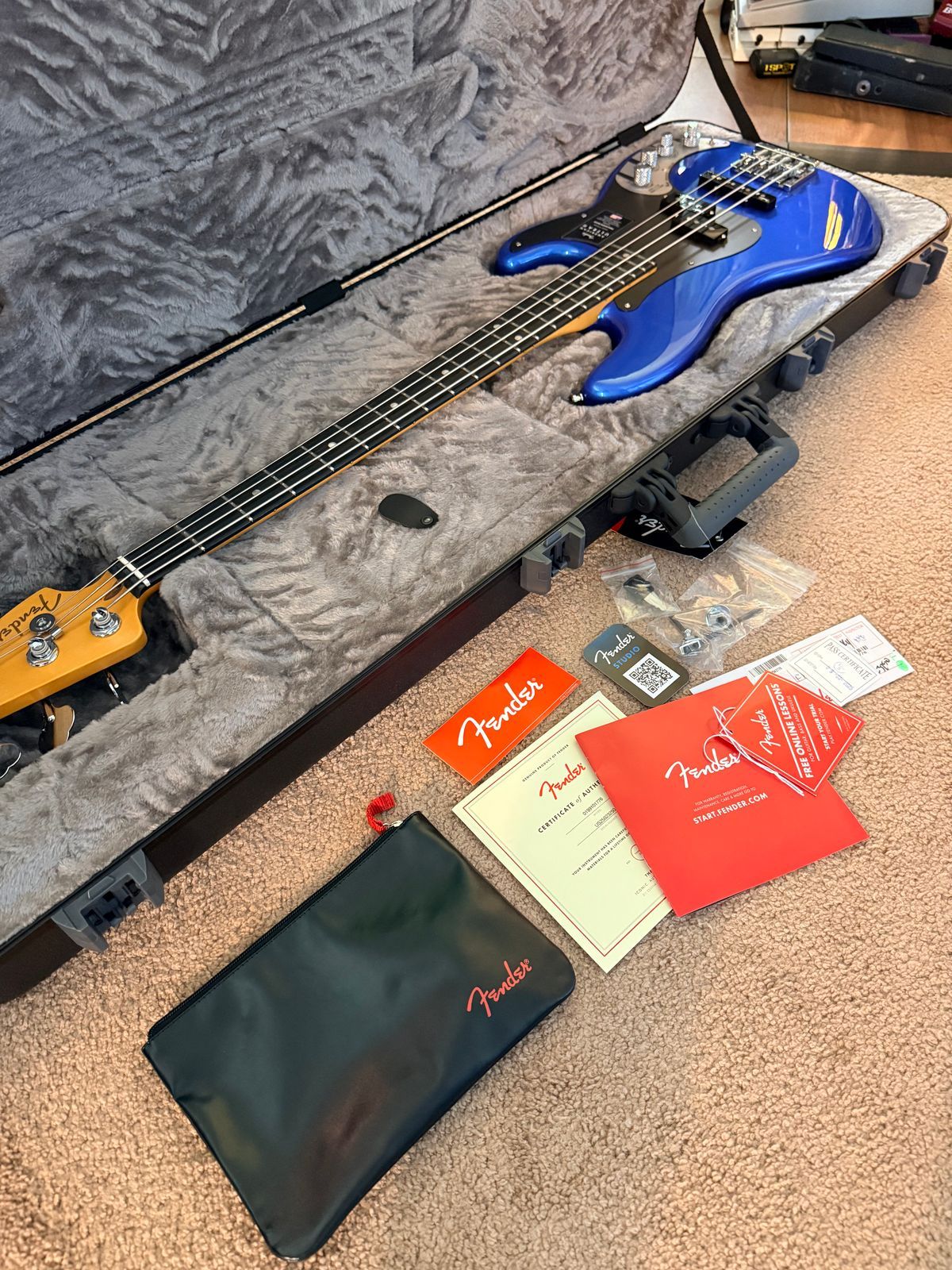 Fender American Ultra II Precision Bass with Ebony Fretboard 2024 - Present - Noble Blue - Image 2