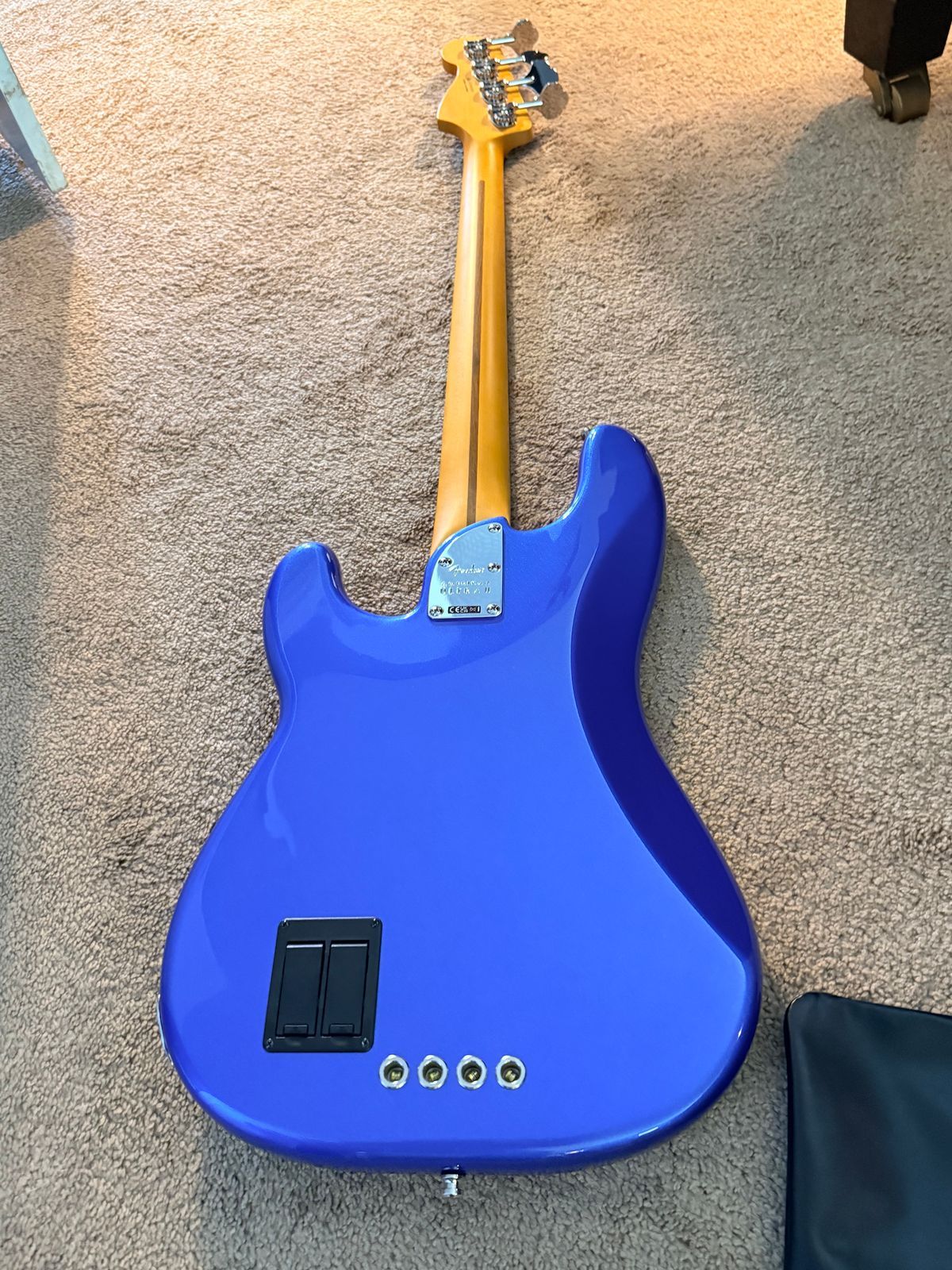 Fender American Ultra II Precision Bass with Ebony Fretboard 2024 - Present - Noble Blue - Image 7