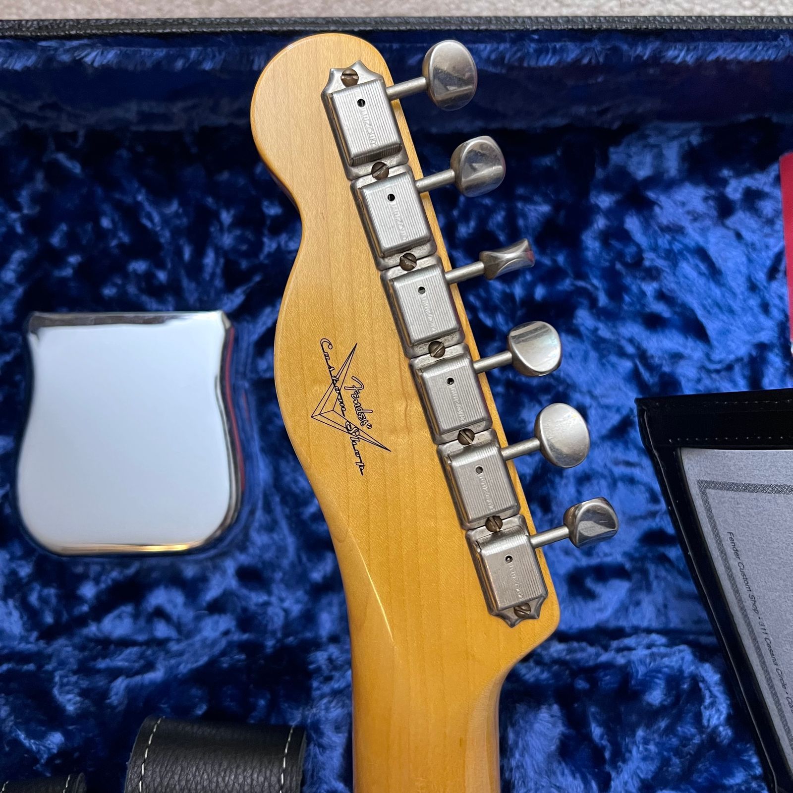 Fender Custom Shop '52 Reissue Telecaster Journeyman - Aged Nocaster Blonde Finish - Image 14