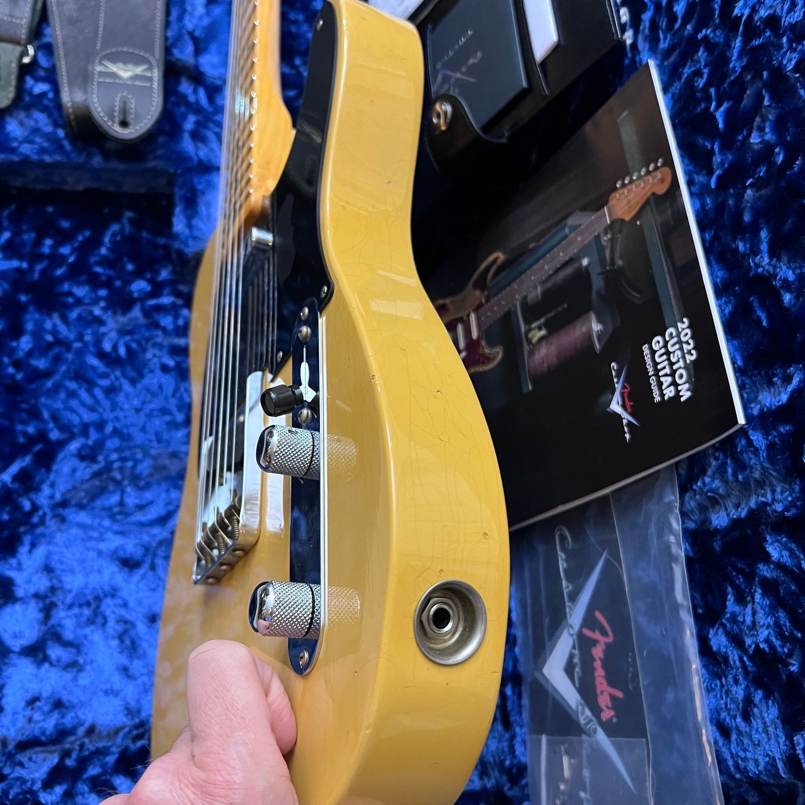 Fender Custom Shop '52 Reissue Telecaster Journeyman - Aged Nocaster Blonde Finish - Image 16