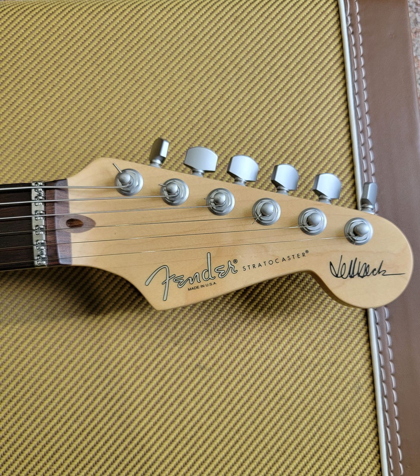 Fender Jeff Beck Stratocaster 2001-to present with Rosewood Fretboard - Image 4