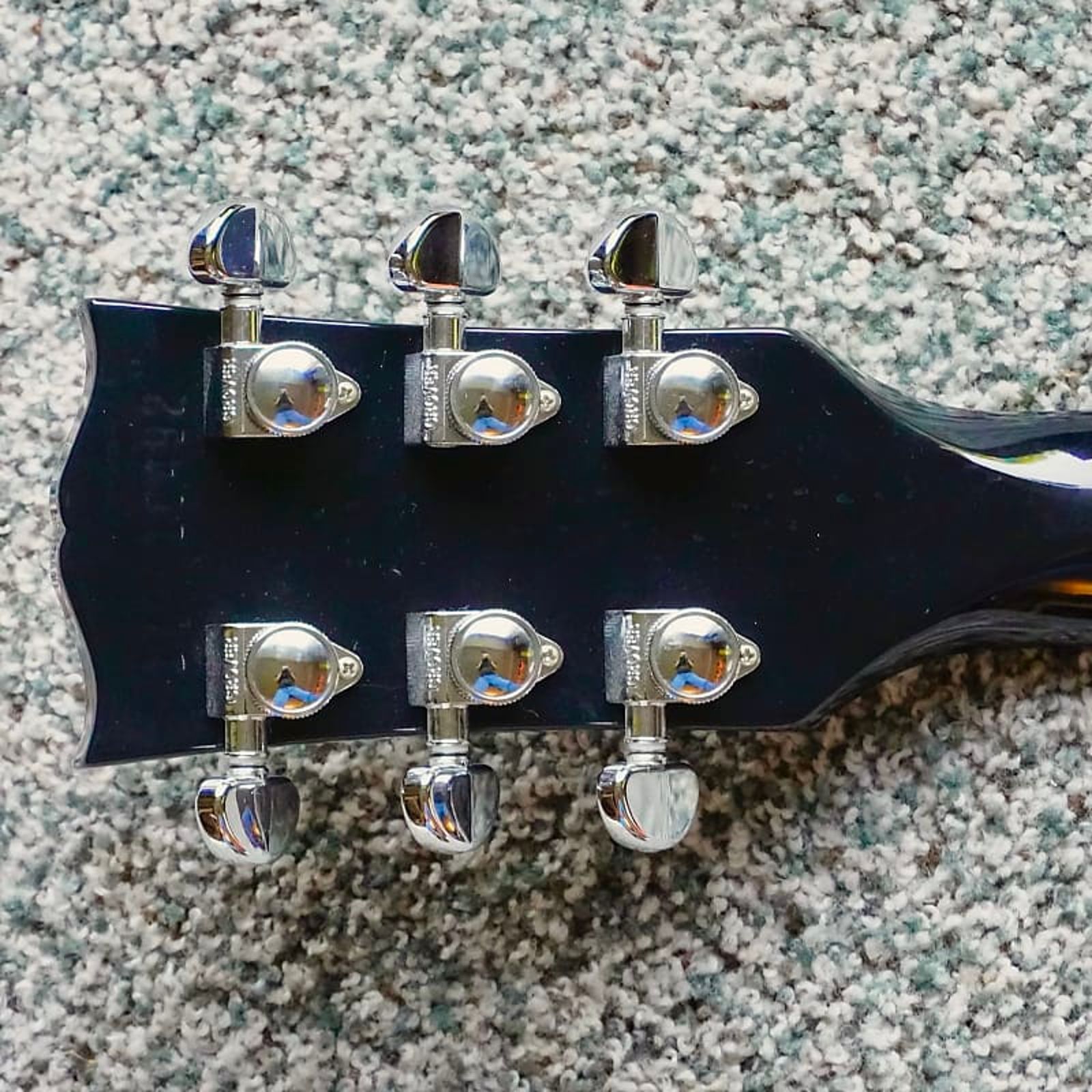 Gibson Les Paul Studio 2017 - Ebony - with Upgrades - Image 6