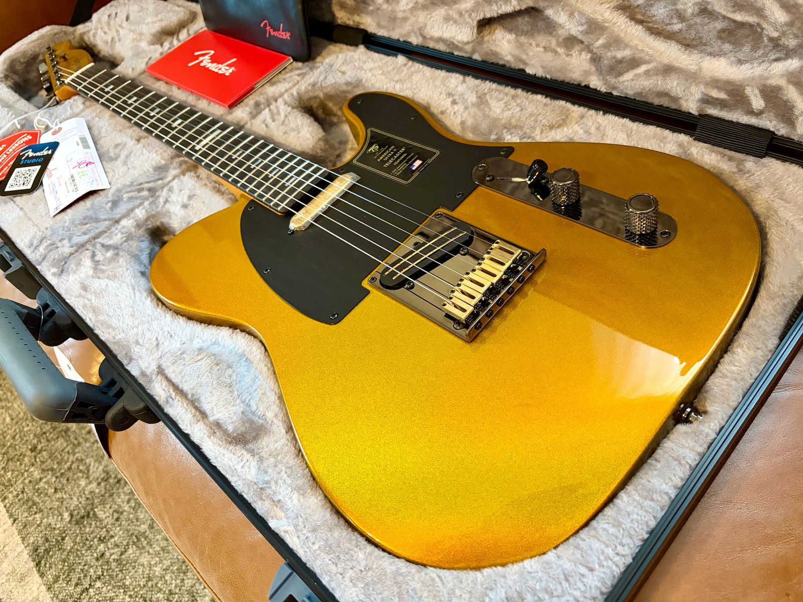 Fender 75th Anniversary American Ultra II Telecaster 2026 - Liquid Gold - Image 3