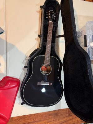 Gibson Custom Shop Special Order J-45 Standard