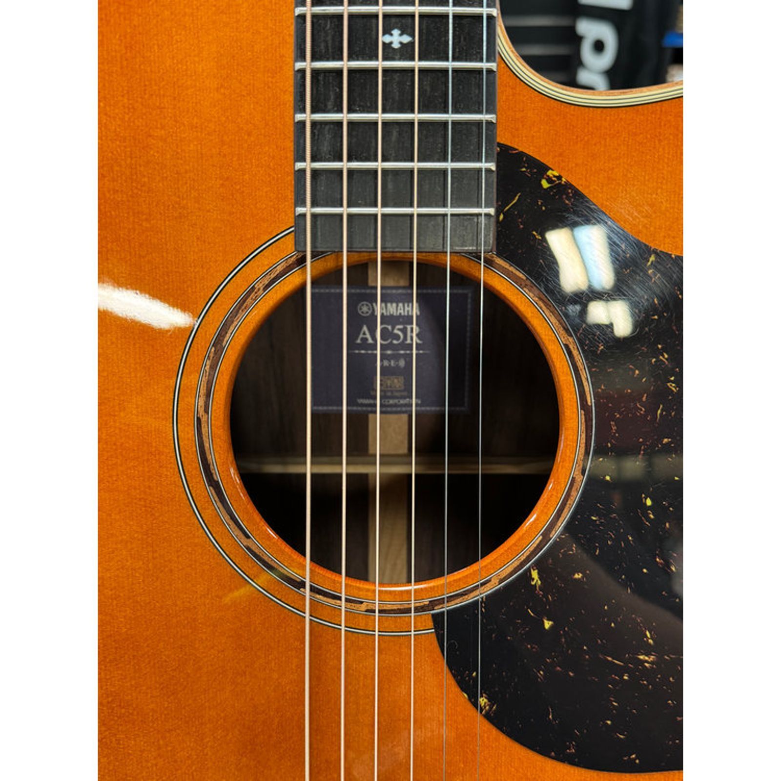 Yamaha AC5R Ac/ Elec. Guitar Natural w/ Case - Image 3