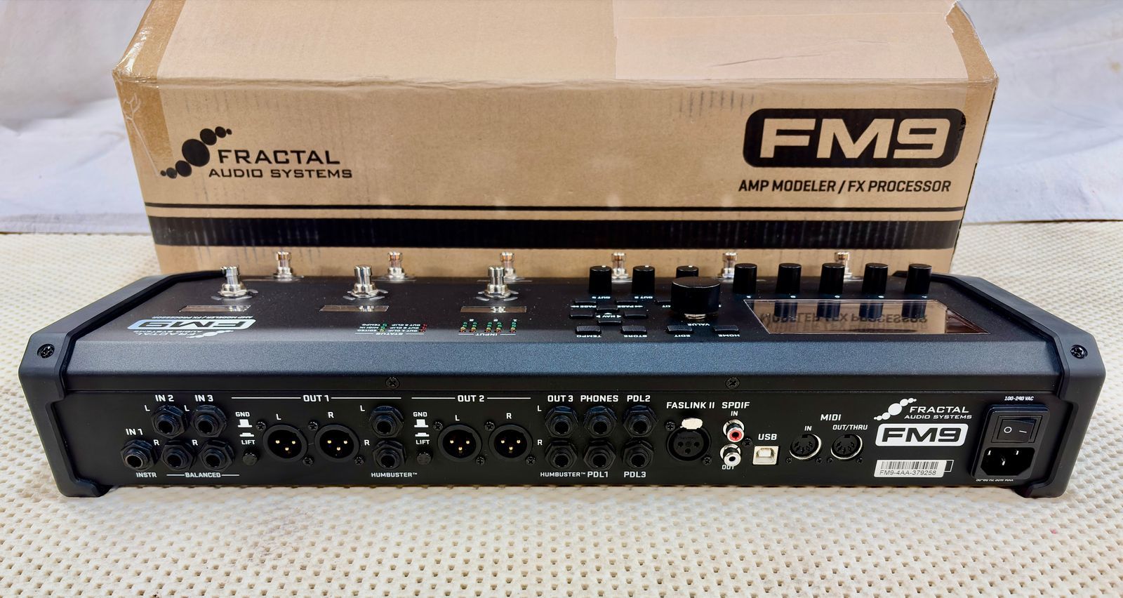 Fractal Audio FM9 Amp Modeler / FX Processor 2021 - 2023 - Black - Image 3