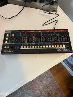 Roland JU-06A Boutique Series Synthesizer Module 2019 - Present - Black
