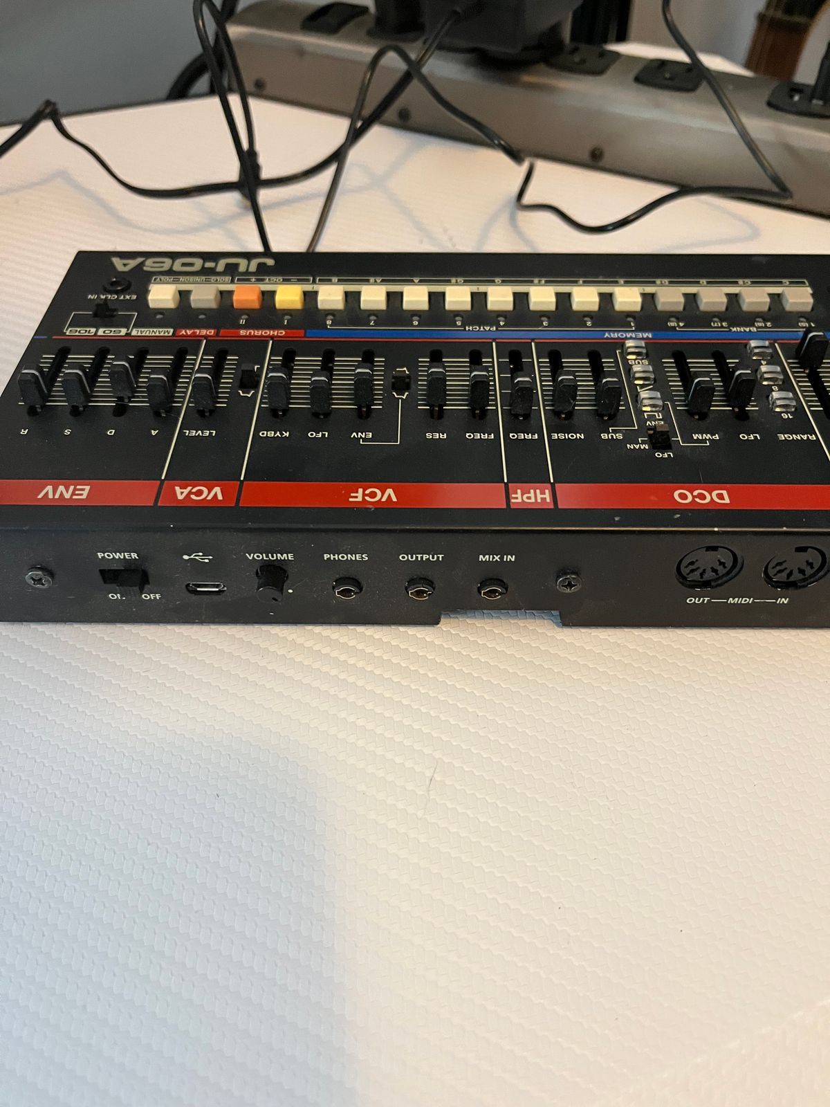 Roland JU-06A Boutique Series Synthesizer Module 2019 - Present - Black - Image 2