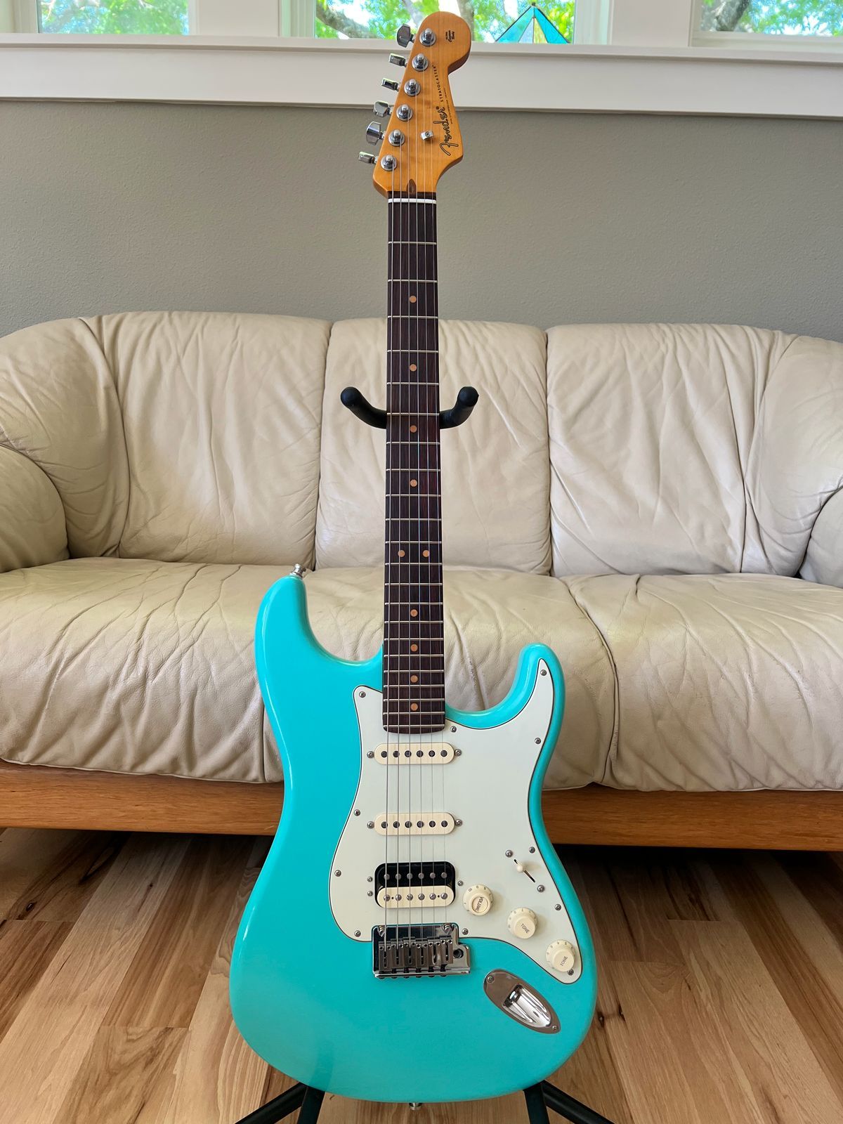 Fender American Ultra Luxe Vintage '60s Stratocaster HSS 2025 - Sea Foam Green (7.8 pounds) - Image 2