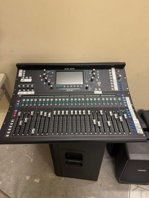 Allen & Heath SQ-6 48-Channel Digital Mixer — Church Upgrade Sale