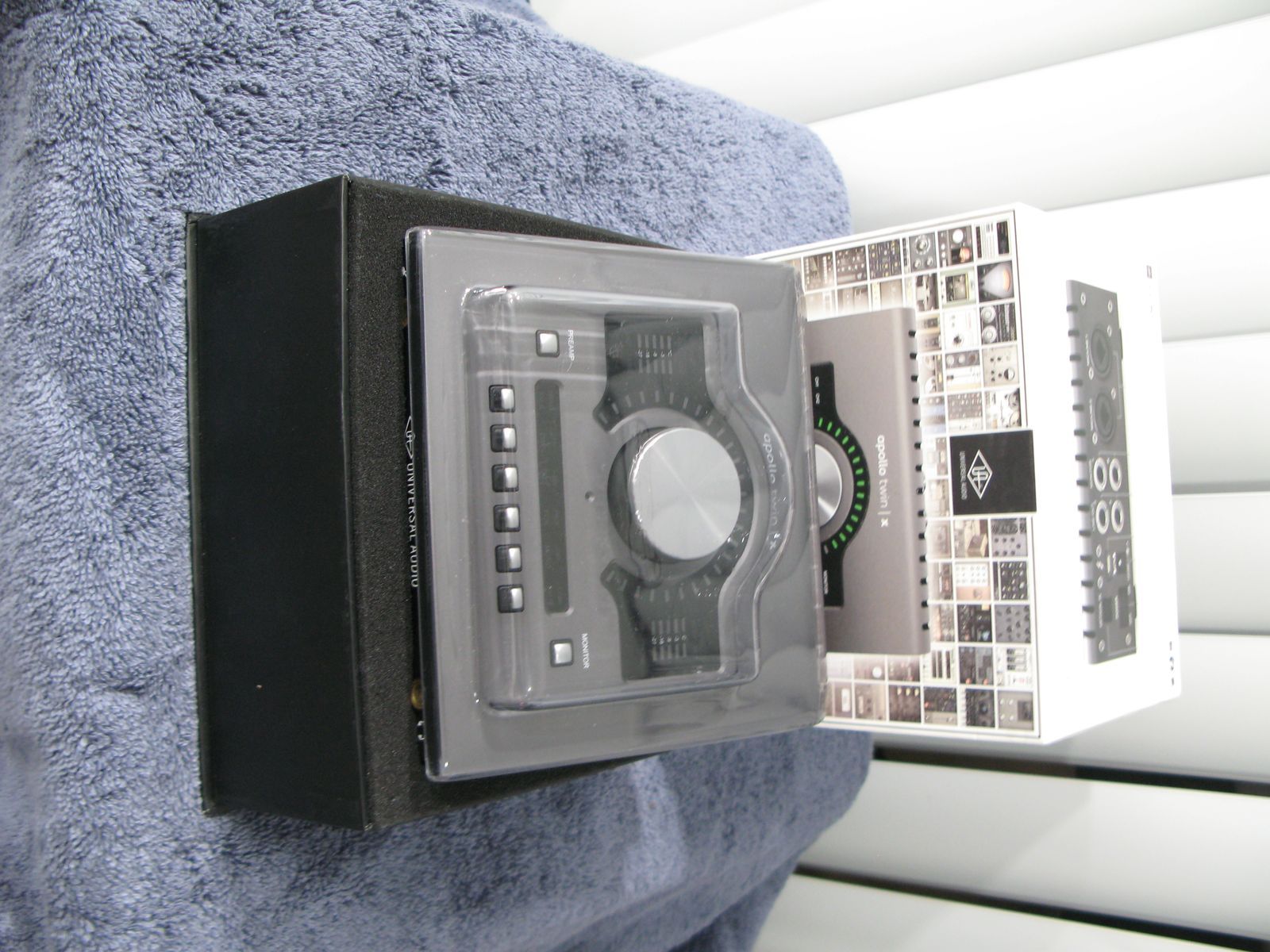 Universal Audio Apollo Twin X DUO Thunderbolt 3 Audio Interface 2019 - Present - Gray - Image 3