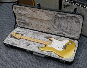 2006 Fender FSR American Special HSS Stratocaster Electric Guitar w/ Case! VERY NICE!!!